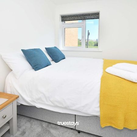 Regal House By True Stays - 3 Bedroom House In Stoke-On-Trent מראה חיצוני תמונה