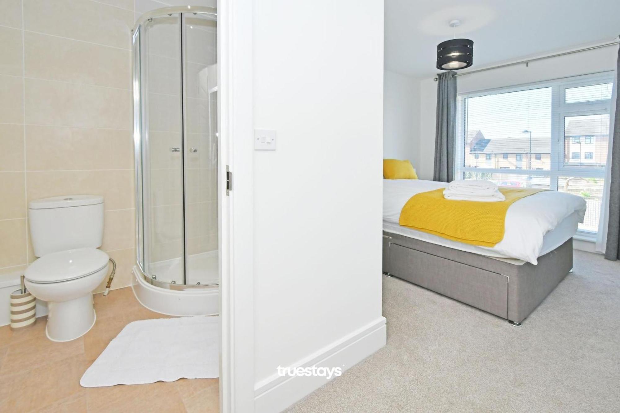 Regal House By True Stays - 3 Bedroom House In Stoke-On-Trent מראה חיצוני תמונה