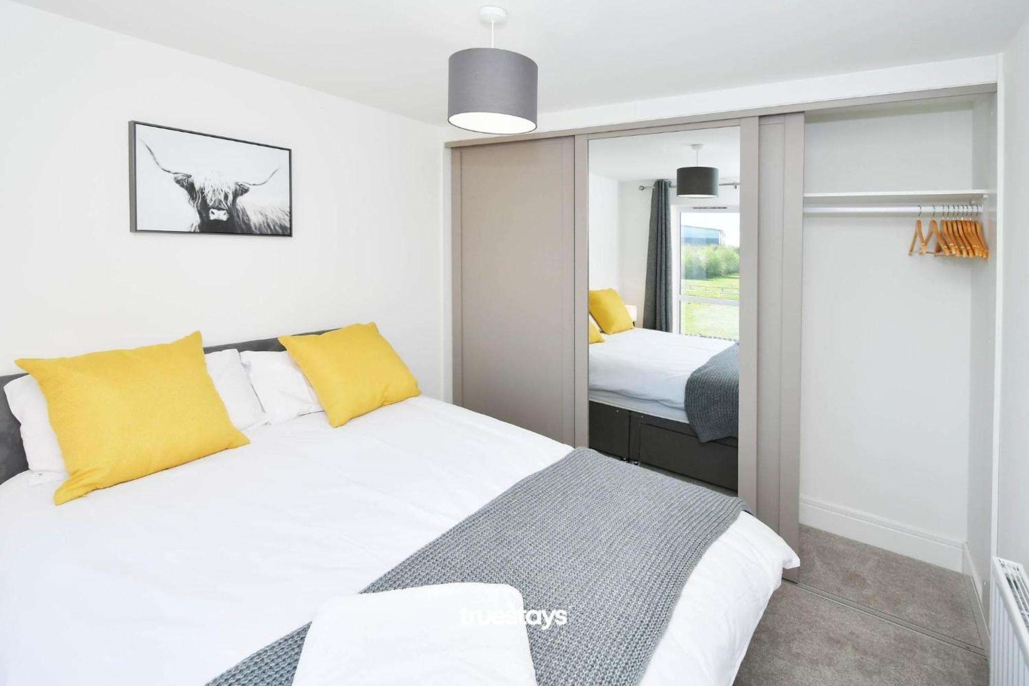 Regal House By True Stays - 3 Bedroom House In Stoke-On-Trent מראה חיצוני תמונה