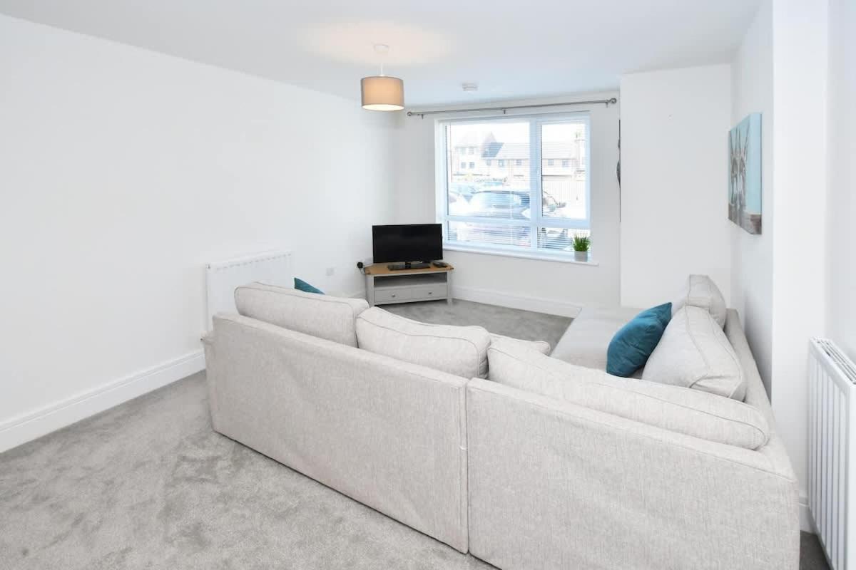 Regal House By True Stays - 3 Bedroom House In Stoke-On-Trent מראה חיצוני תמונה
